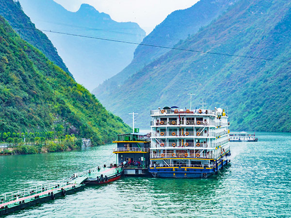 Beihai Park in Summer
